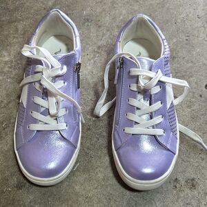 Nina Kids Sneakers with White Soles